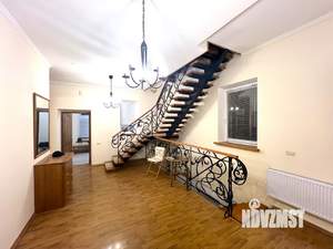 Дом 400м², 3-этажный, на длительный срок,