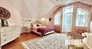 Дом 530м², 2-этажный, посуточно,