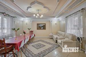 Дом 400м², 3-этажный, посуточно,