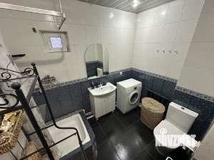 Дом 140м², 2-этажный, на длительный срок,