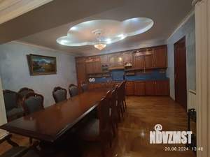 Дом 613м², 2-этажный, посуточно,