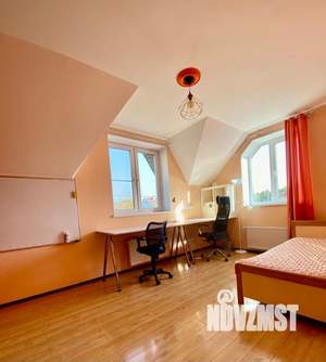 Коттедж 300м², 3-этажный, на длительный срок,