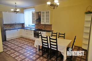 Коттедж 300м², 2-этажный, на длительный срок,