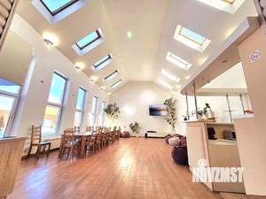 Дом 300м², 2-этажный, посуточно,