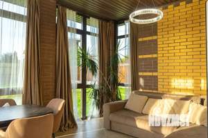 Дом 210м², 2-этажный, на длительный срок,