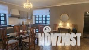 Дом 680м², 3-этажный, на длительный срок,