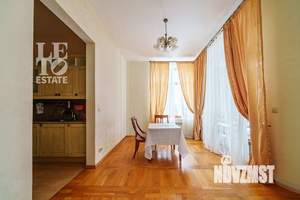 Дом 282м², 2-этажный, на длительный срок,