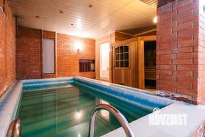 Дом 550м², 4-этажный, посуточно,