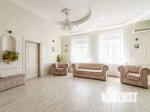 Дом 700м², 3-этажный, посуточно,