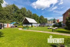 Дом 696м², 3-этажный, посуточно,