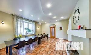 Дом 650м², 3-этажный, посуточно,