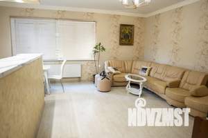 Дом 420м², 2-этажный, посуточно,