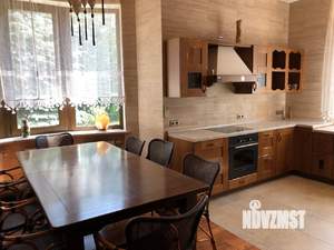 Коттедж 500м², 4-этажный, на длительный срок,