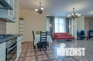 Коттедж 300м², 3-этажный, на длительный срок,