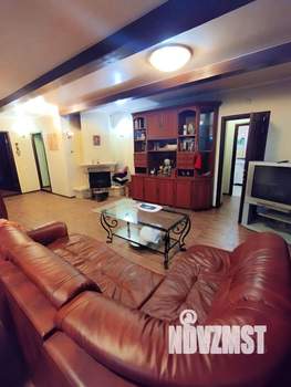 Дом 400м², 3-этажный, на длительный срок,