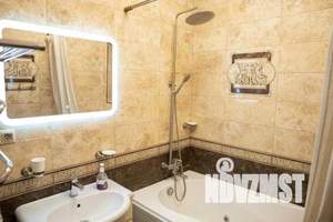 Дом 420м², 2-этажный, посуточно,