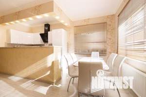 Дом 420м², 3-этажный, посуточно,