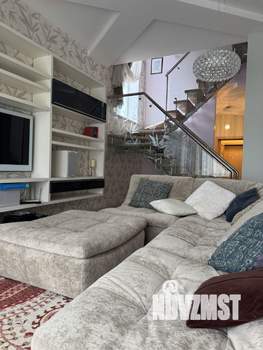 Таунхаус 180м², 2-этажный, на длительный срок,