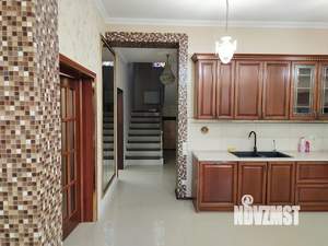 Коттедж 300м², 3-этажный, на длительный срок,