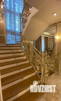 Коттедж 350м², 3-этажный, на длительный срок,