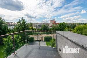 Дом 1200м², 2-этажный, посуточно,