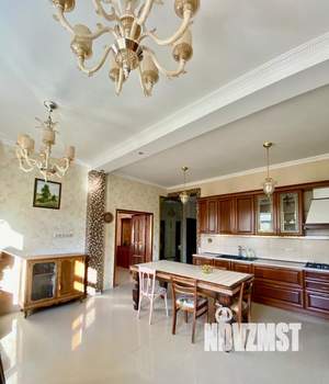 Коттедж 300м², 3-этажный, на длительный срок,