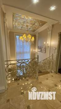 Дом 350м², 3-этажный, на длительный срок,