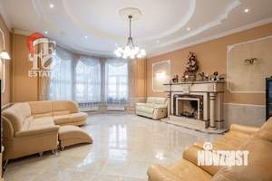 Дом 950м², 4-этажный, на длительный срок,