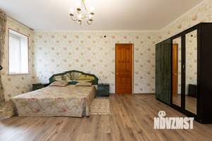 Дом 400м², 3-этажный, посуточно,