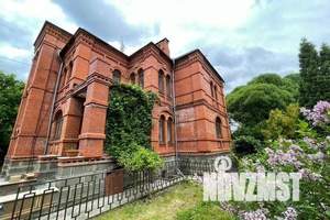 Дом 450м², 2-этажный, посуточно,