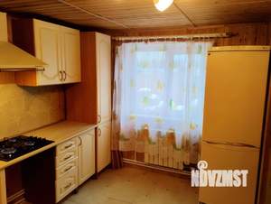 Дом 45м², 2-этажный, на длительный срок,