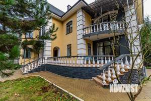 Дом 760м², 2-этажный, посуточно,