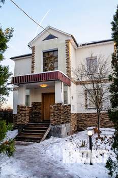 Дом 400м², 2-этажный, посуточно,