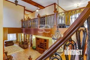 Дом 830м², 3-этажный, на длительный срок,