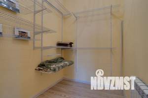 Коттедж 300м², 3-этажный, на длительный срок,