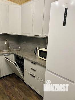 Дом 98м², 2-этажный, на длительный срок,