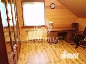 Дом 200м², 2-этажный, на длительный срок,