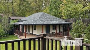 Дом 560м², 3-этажный, на длительный срок,