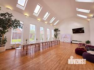 Дом 300м², 2-этажный, посуточно,