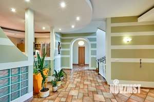 Дом 696м², 3-этажный, посуточно,