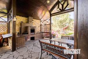 Дом 300м², 2-этажный, посуточно,