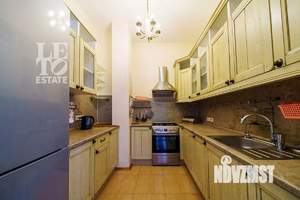 Дом 282м², 2-этажный, на длительный срок,