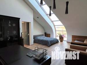 Дом 1228м², 3-этажный, посуточно,