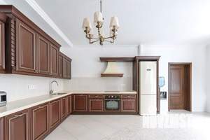 Дом 400м², 2-этажный, на длительный срок,