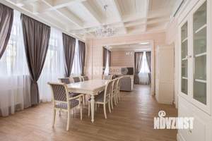 Коттедж 260м², 2-этажный, на длительный срок,