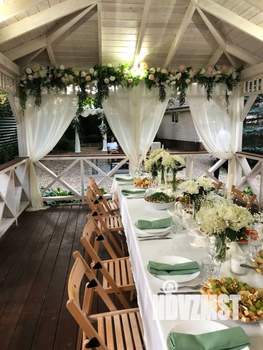 Дом 300м², 2-этажный, посуточно,