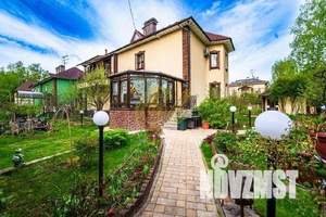 Дом 550м², 2-этажный, посуточно,