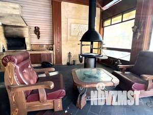 Дом 1228м², 3-этажный, посуточно,