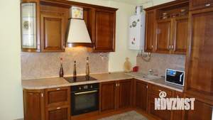 Таунхаус 130м², 2-этажный, на длительный срок,