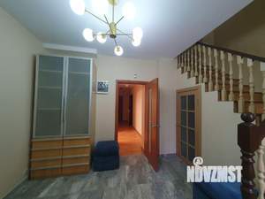 Коттедж 350м², 3-этажный, на длительный срок,